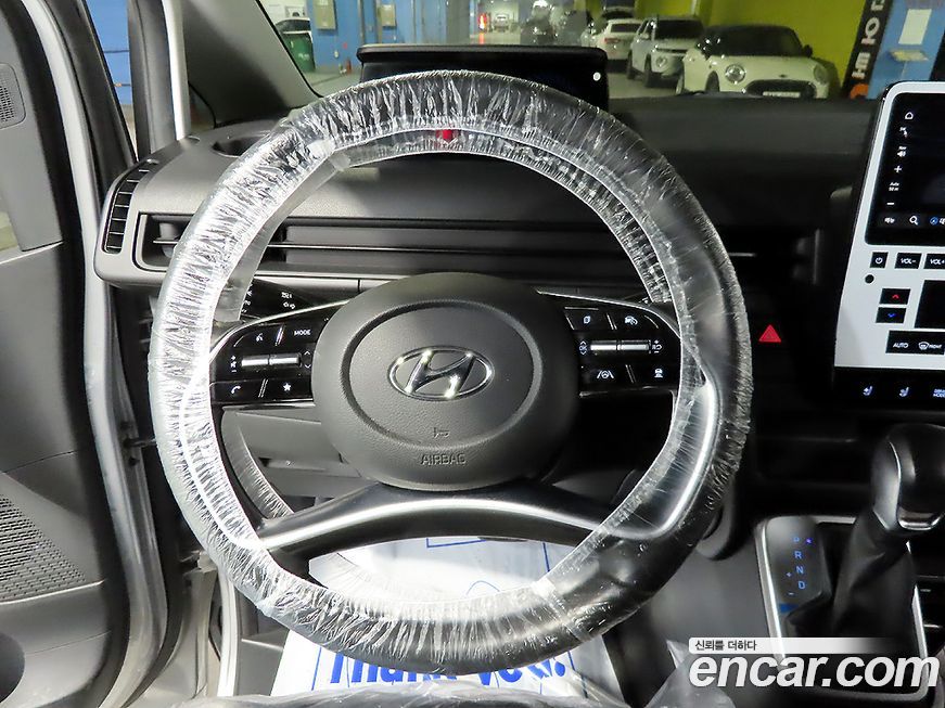 Hyundai Staria 2022