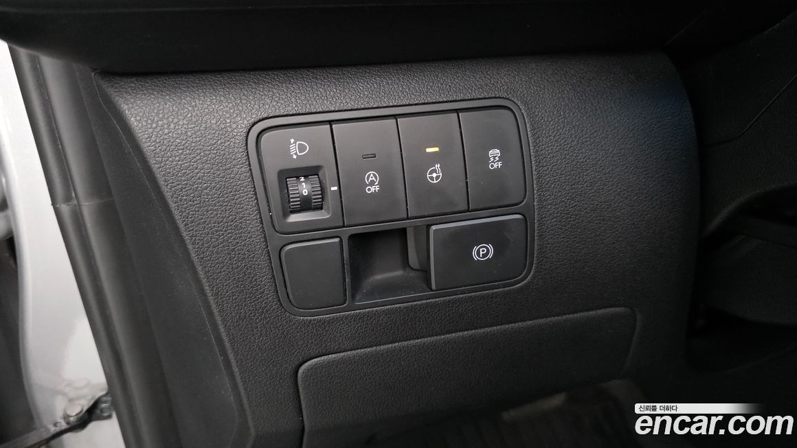 Hyundai Staria 2023