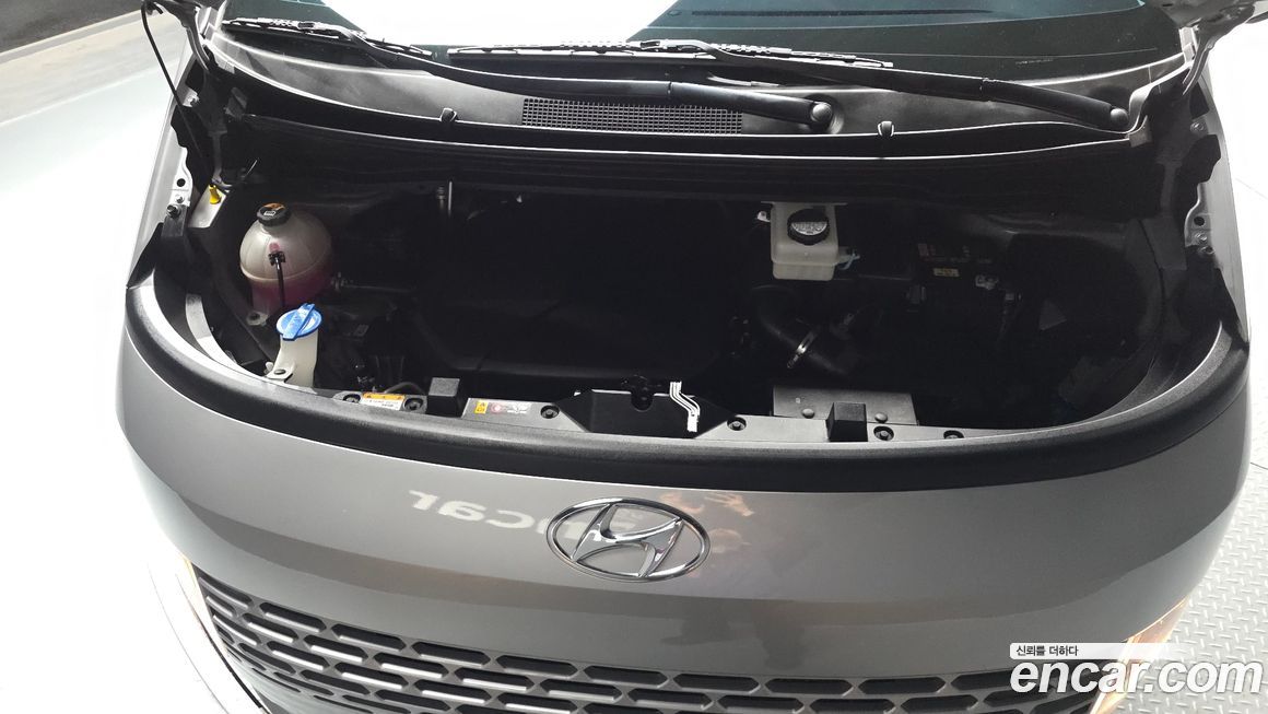 Hyundai Staria 2023