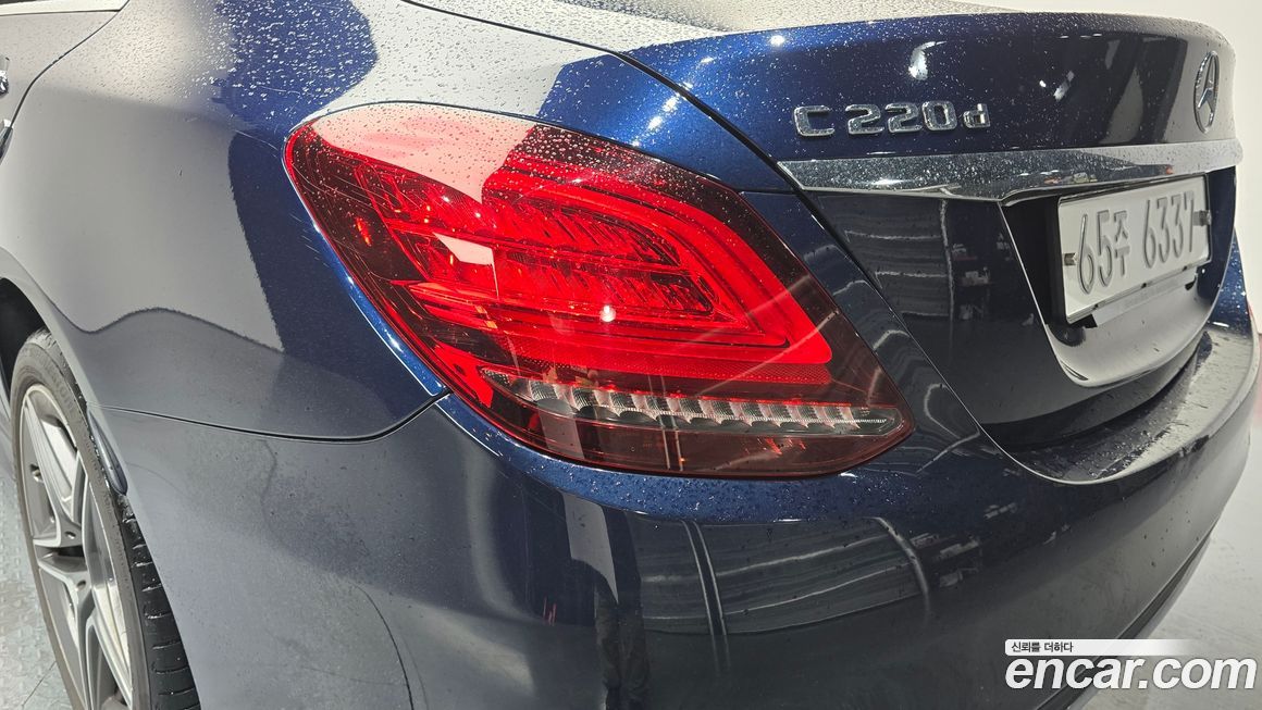 Mercedes-Benz C-Class 2019