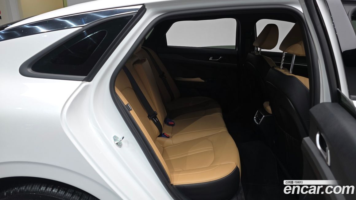 Kia K5 2023