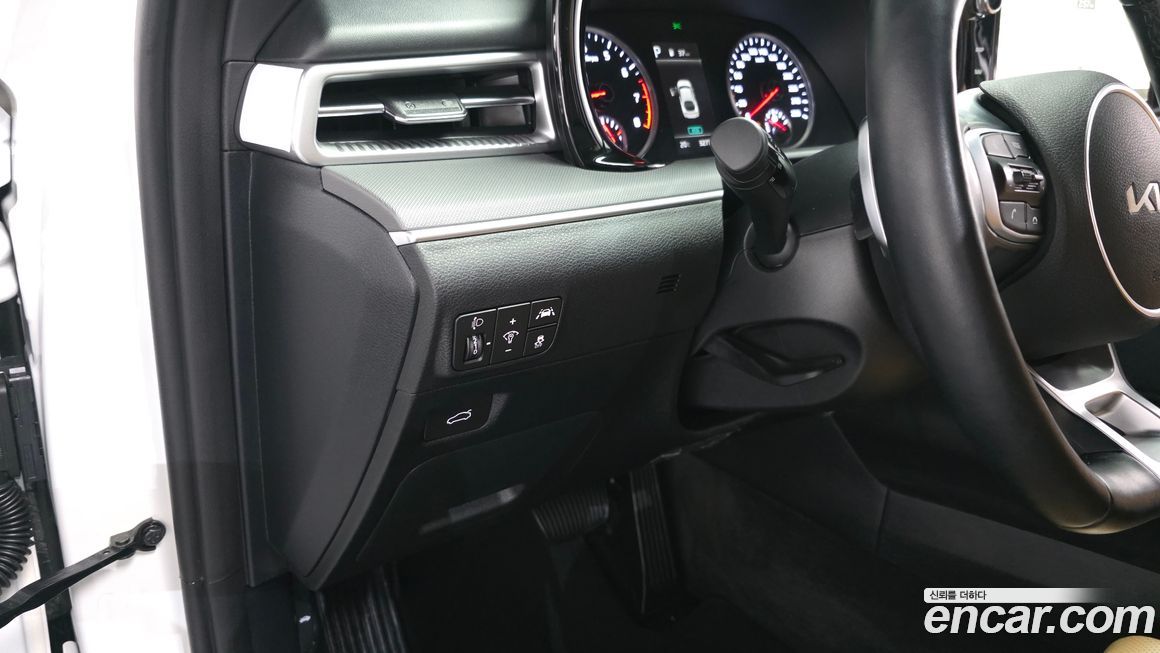 Kia K5 2023