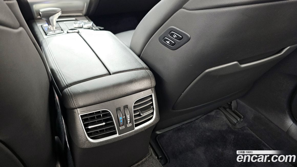 Genesis G80 2019