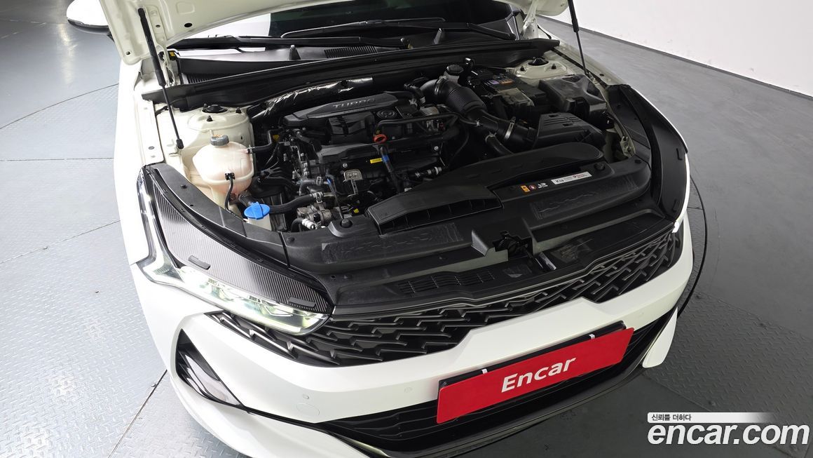 Kia K5 2023