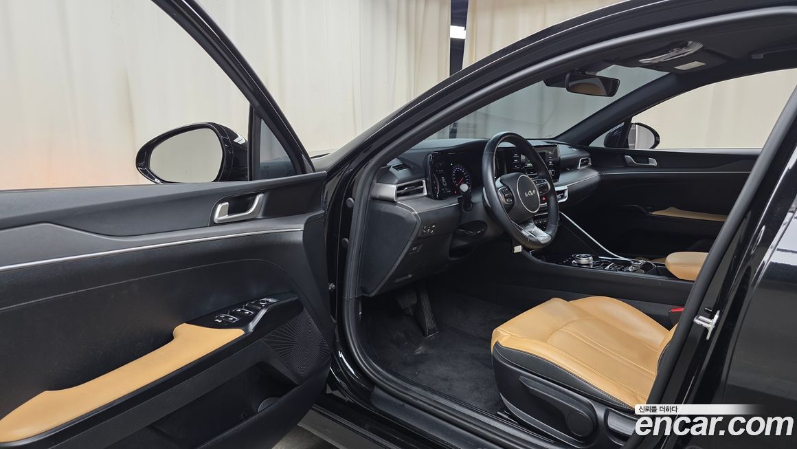 Kia K5 2023