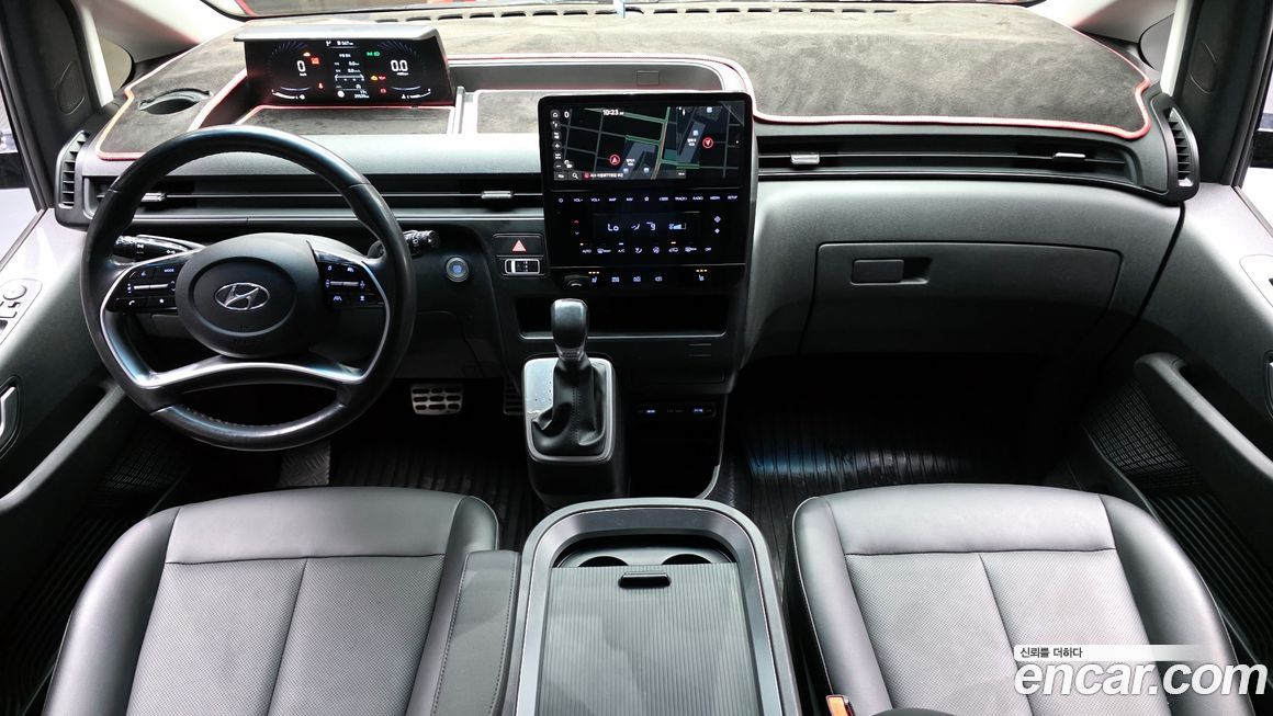 Hyundai Staria 2022