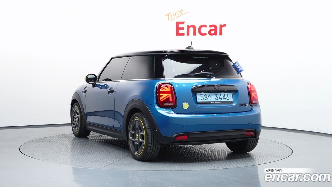 Mini Cooper 2024