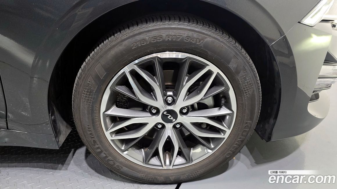 Kia K5 2023