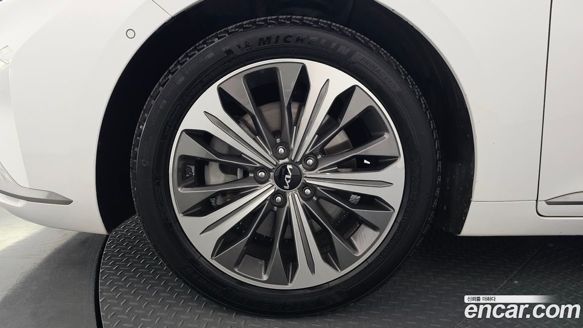 Kia K8 2023