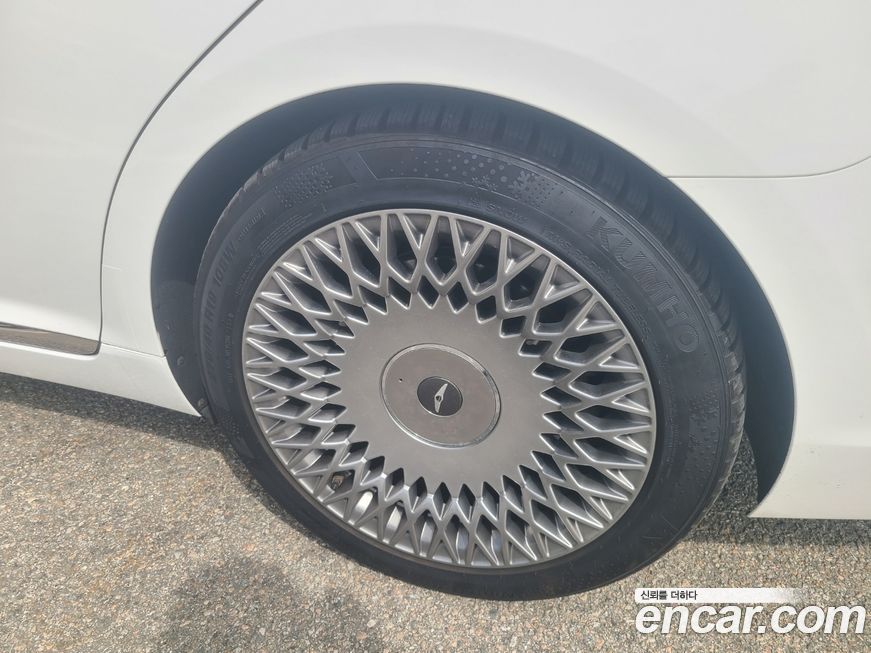 Genesis G90 2019