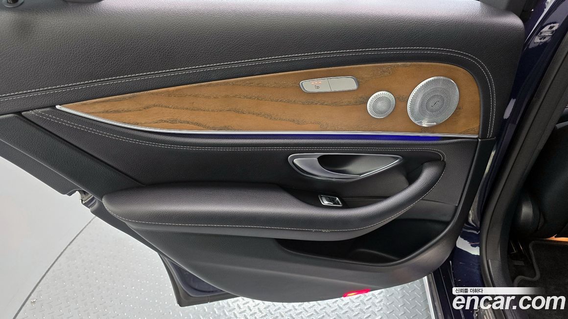 Mercedes-Benz E-Class 2020