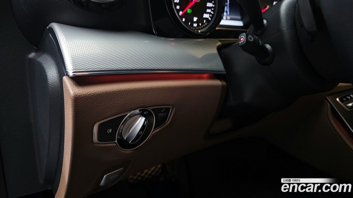 Mercedes-Benz E-Class 2020