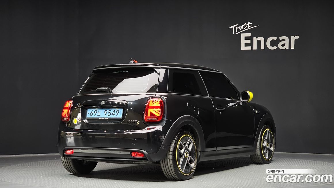 Mini Cooper 2024