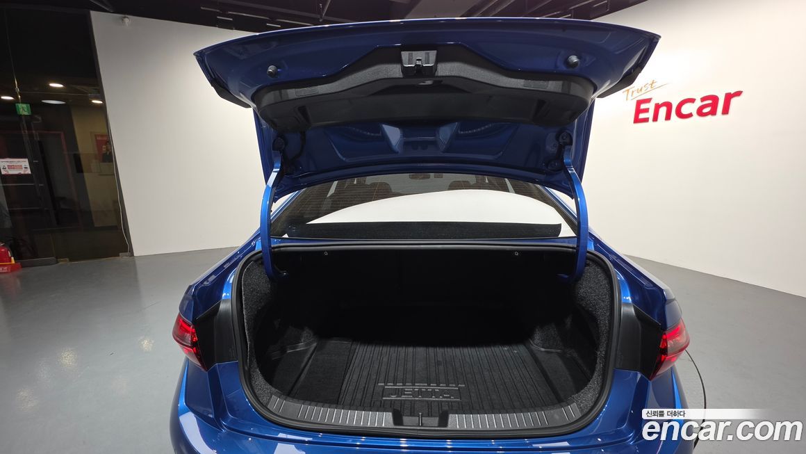 Volkswagen Jetta 2023