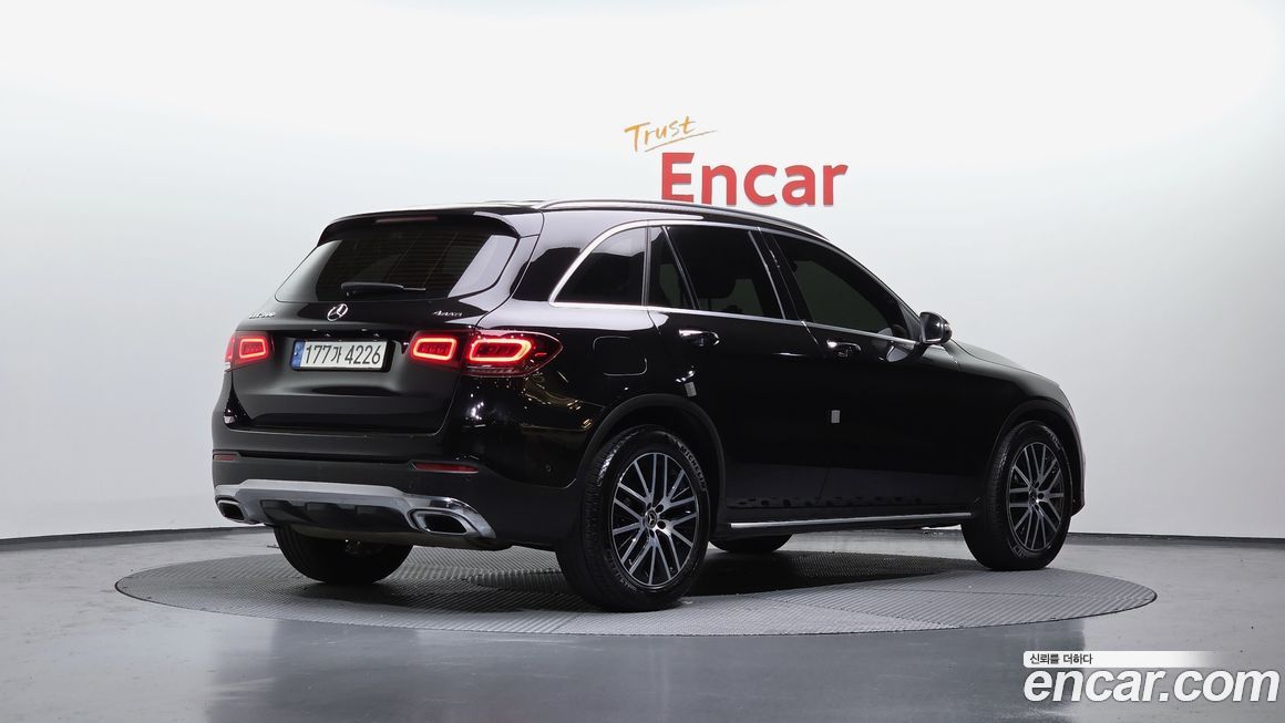 Mercedes-Benz GLC-Class 2020