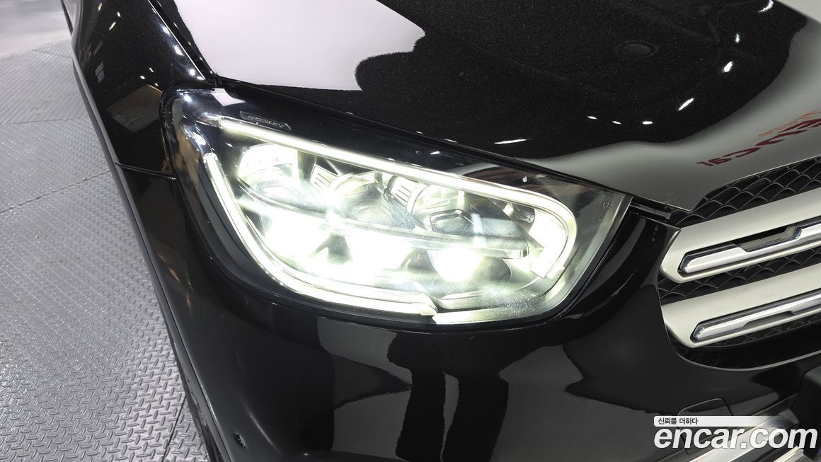 Mercedes-Benz GLC-Class 2020