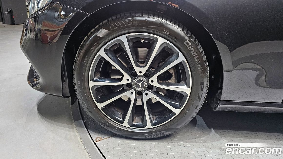 Mercedes-Benz E-Class 2020