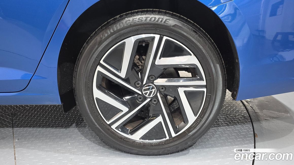 Volkswagen Jetta 2023