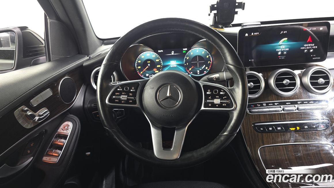 Mercedes-Benz GLC-Class 2020