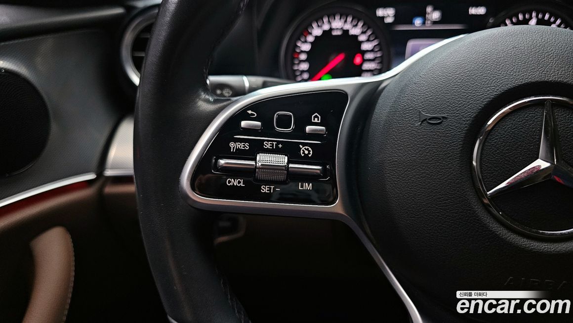 Mercedes-Benz E-Class 2020