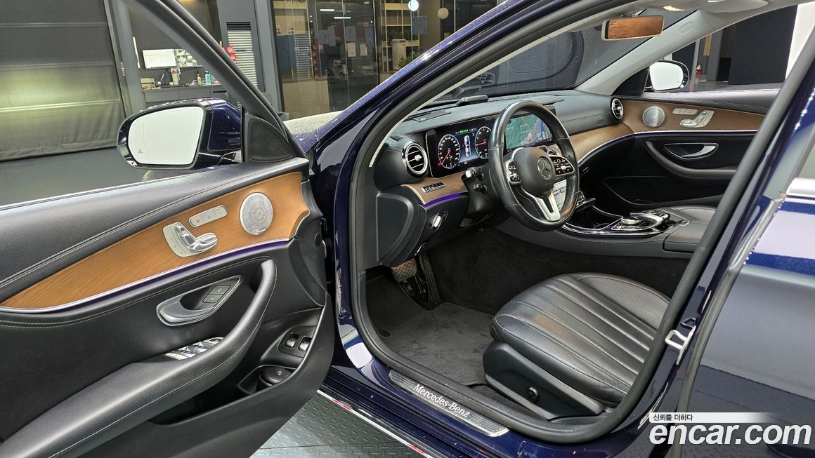 Mercedes-Benz E-Class 2020