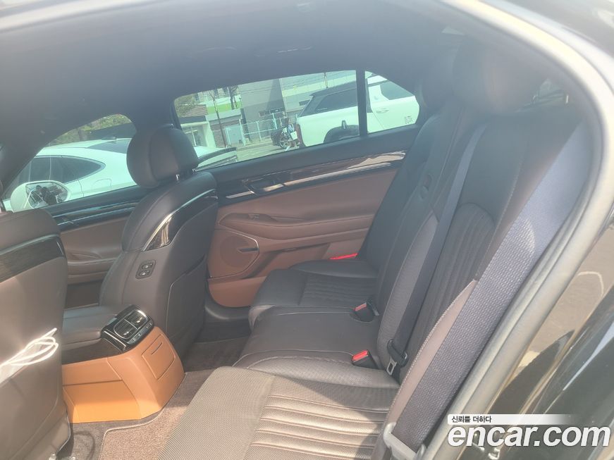Genesis G90 2019