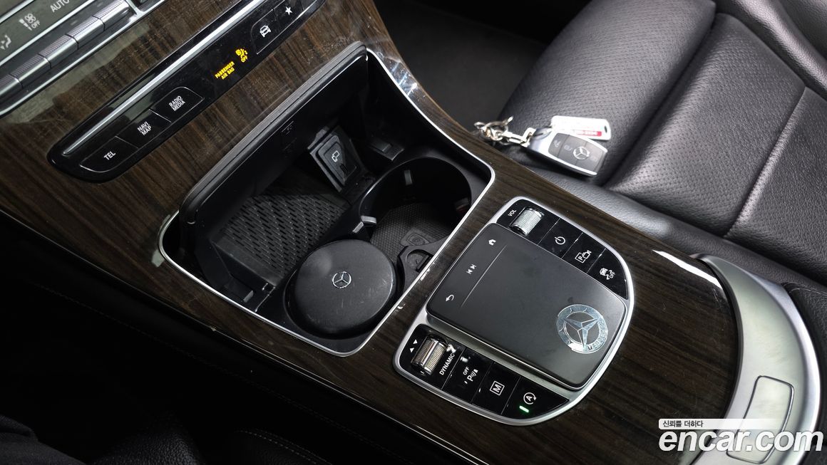 Mercedes-Benz GLC-Class 2020