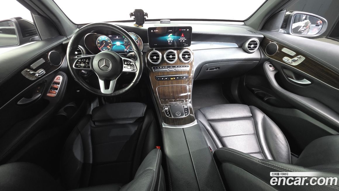 Mercedes-Benz GLC-Class 2020