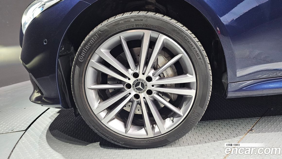 Mercedes-Benz CLS-Class 2019