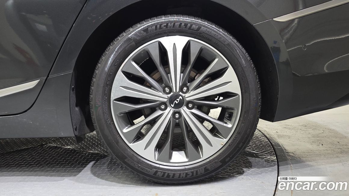 Kia K8 2023