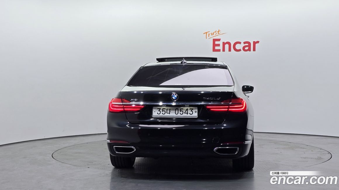 BMW 7-Series 2016