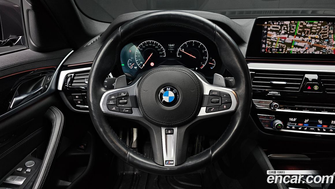 BMW 5-Series 2019