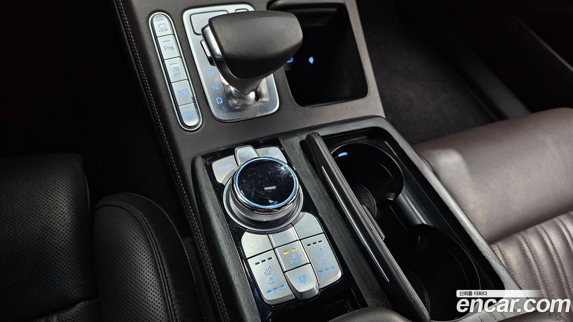 Genesis G90 2021