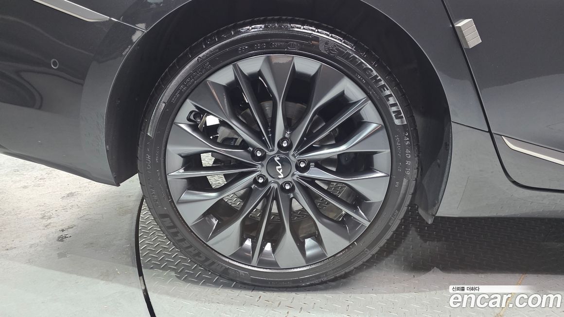 Kia K8 2024