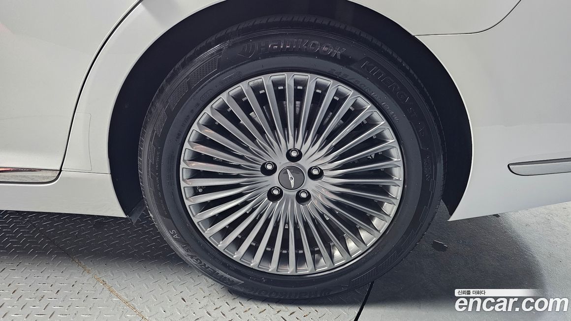 Genesis G90 2021