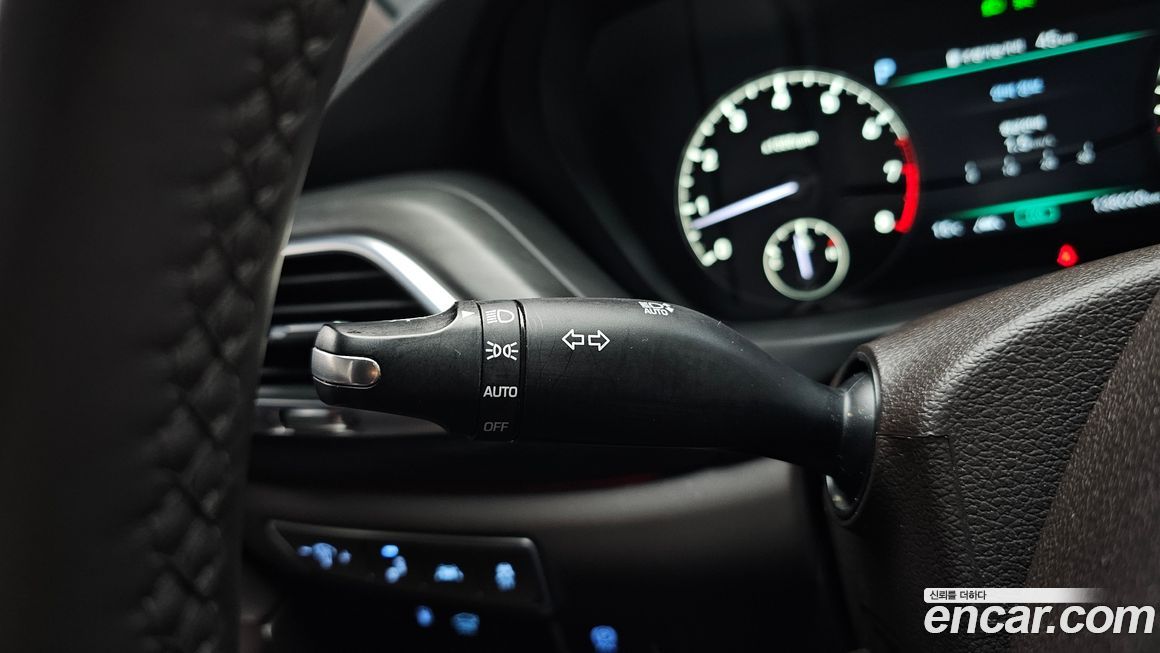 Genesis G90 2021