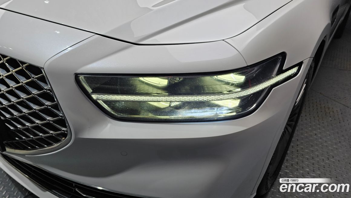 Genesis G90 2021