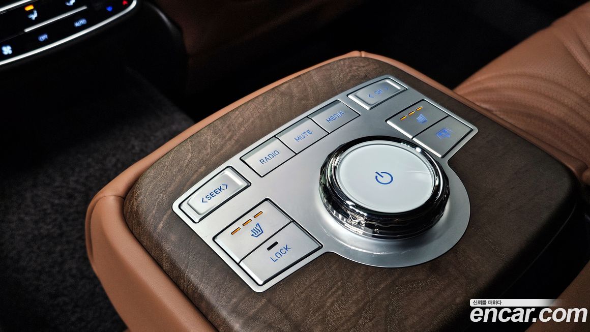 Genesis G80 2023