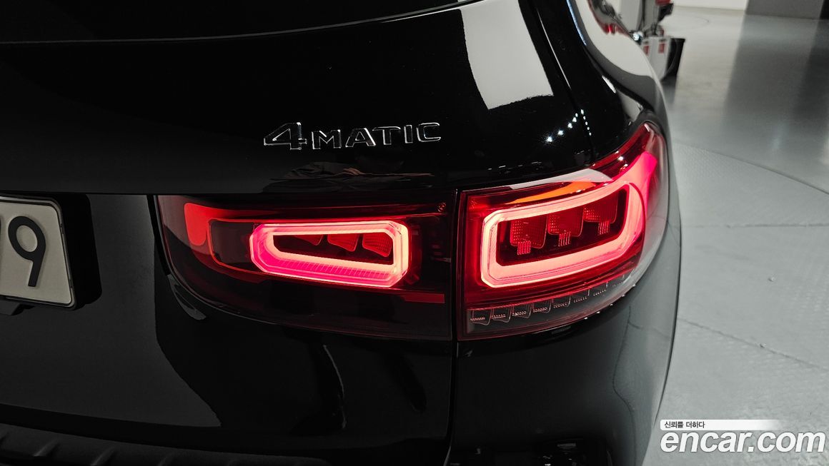 Mercedes-Benz GLB-Class 2020