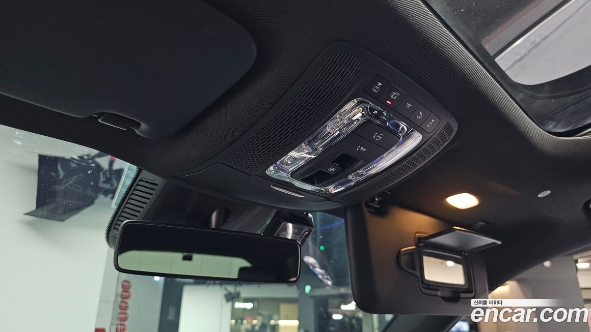 Mercedes-Benz GLB-Class 2020