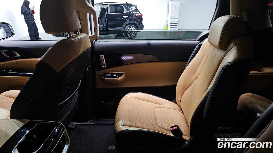Kia Canival 2021