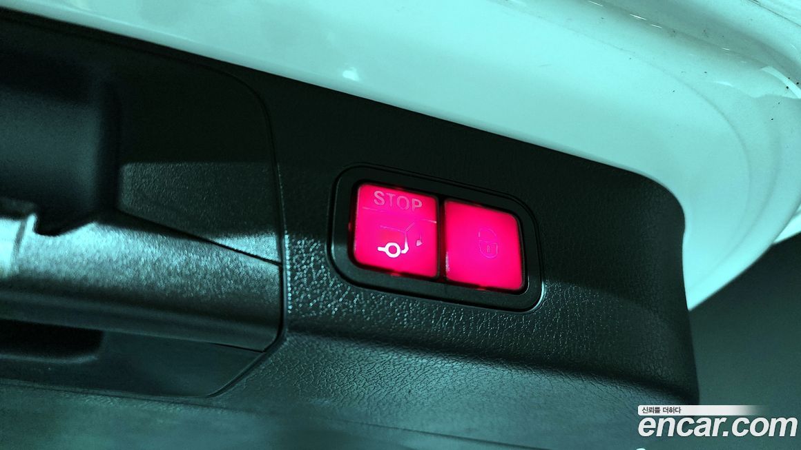 Mercedes-Benz GLB-Class 2021