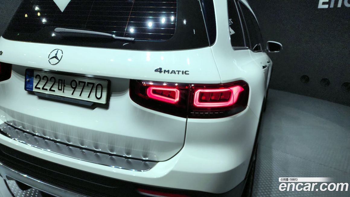 Mercedes-Benz GLB-Class 2021