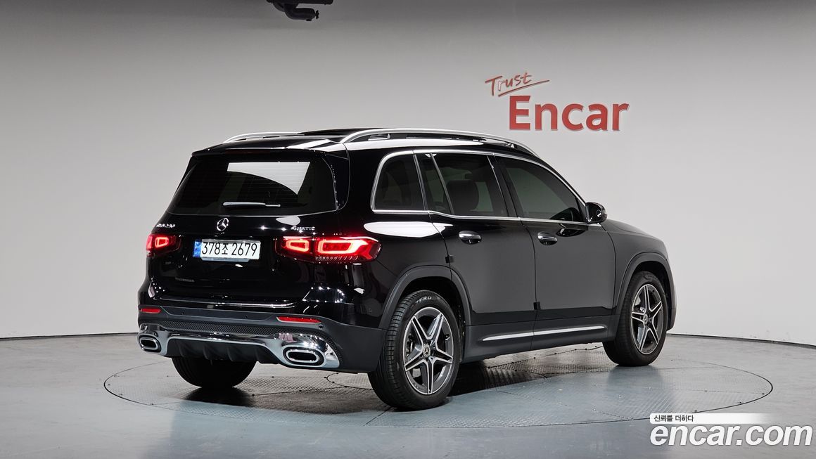 Mercedes-Benz GLB-Class 2020