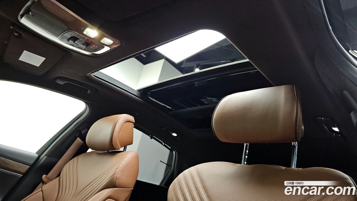Genesis G80 2023