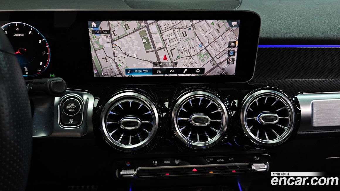 Mercedes-Benz GLB-Class 2020