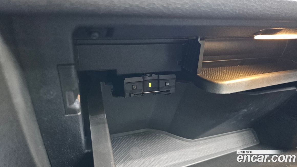 Mercedes-Benz GLB-Class 2020