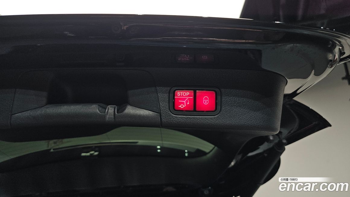 Mercedes-Benz GLB-Class 2020