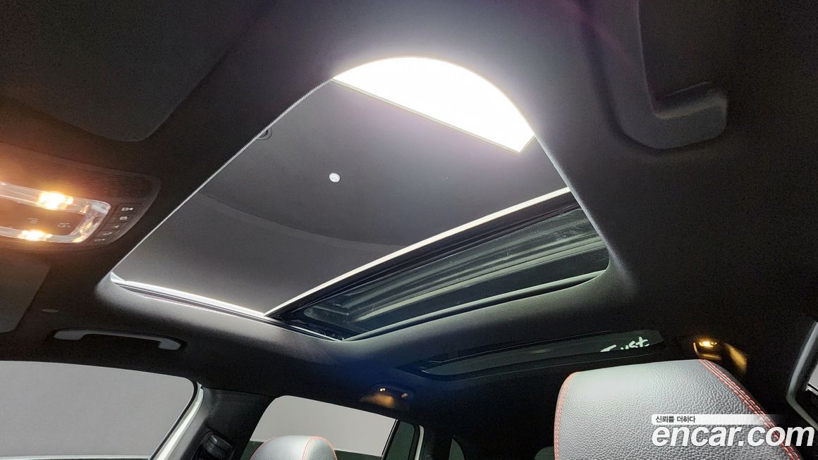 Mercedes-Benz GLB-Class 2021