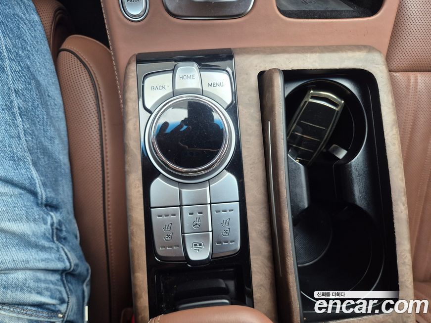 Genesis G90 2019
